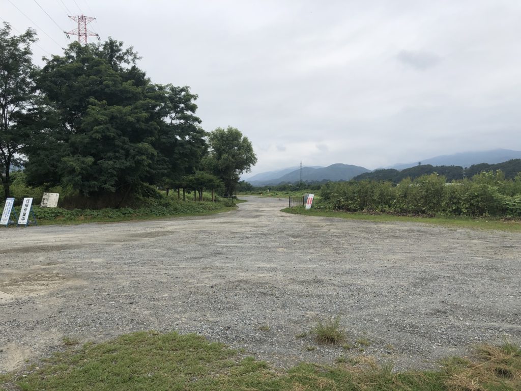 入口付近
