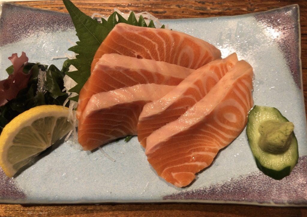 サーモン刺し